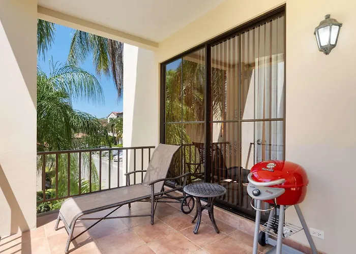 Ferienhaus Vibrant 3-bedroom With Amenities, Pools & Club Access Coco