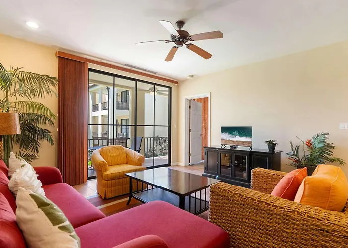 Ferienhaus Vibrant 3-bedroom With Amenities, Pools & Club Access