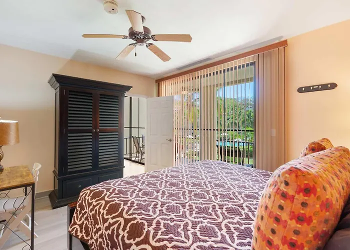 Ferienhaus Vibrant 3-bedroom With Amenities, Pools & Club Access *